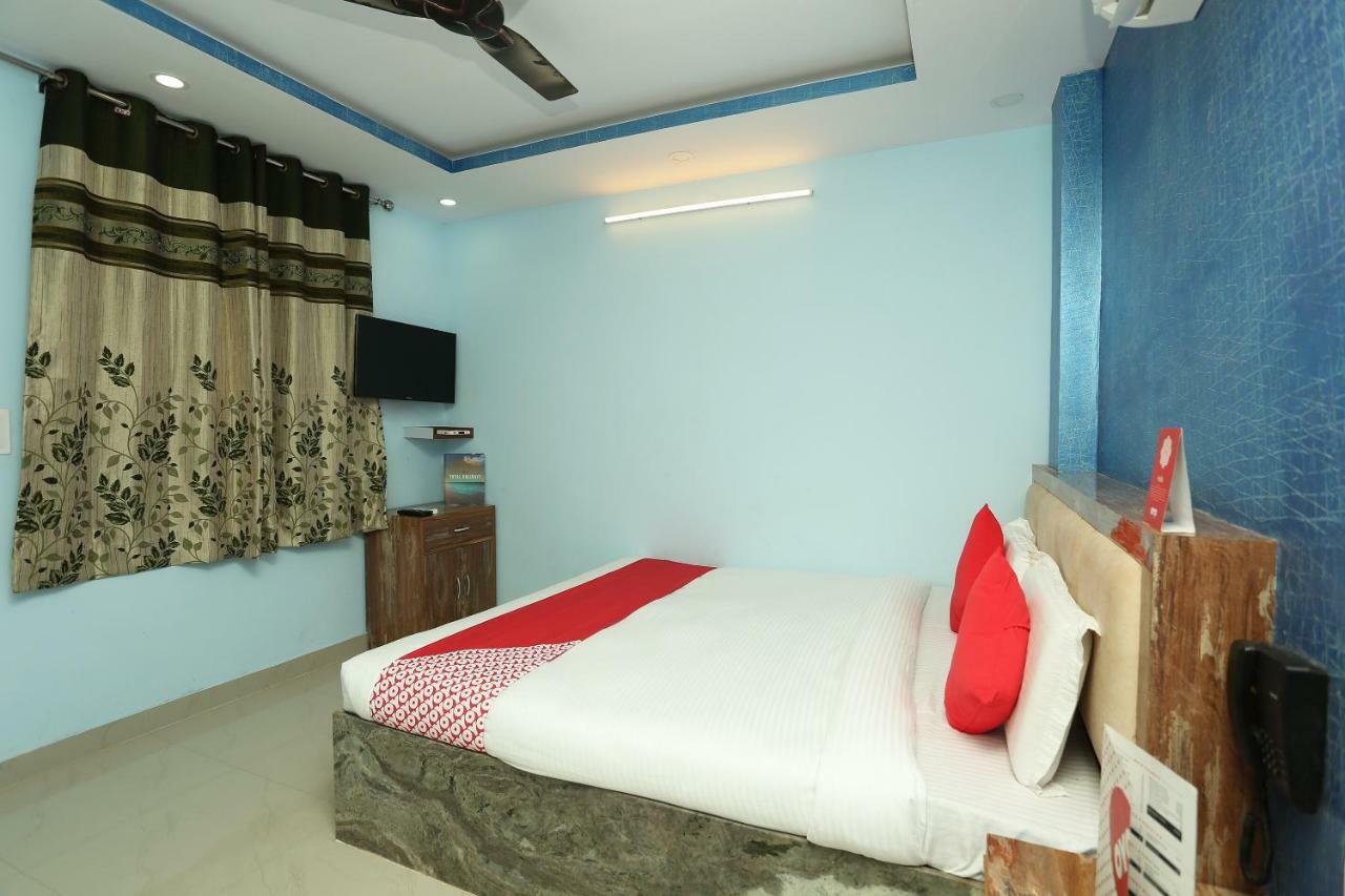 Hotel Oyo 18597 Satyam Meerut Exterior foto
